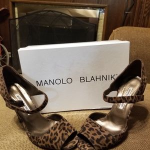 Manolo Blahnik leopard print heels
